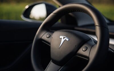 Tesla recheamă în China aproape 3 milioane de mașini. Mânerele retractabile pot întârzia ieșirea după impact