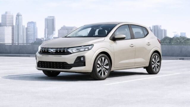 Sandero Hybrid 155 este acum disponibil în România de la 19.700 de euro 14 Sandero Hybrid 155 este acum disponibil în România de la 19.700 de euro