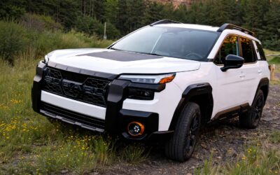 Subaru mută Outback din zona break spre SUV. Cumpărătorii câștigă spațiu și off-road, dar plătesc