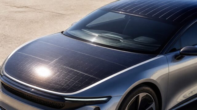 Luminetta, prototipul BMW, generează cu 50 km mai multă autonomie pe zi decât consumă 14 Luminetta, prototipul BMW, generează cu 50 km mai multă autonomie pe zi decât consumă