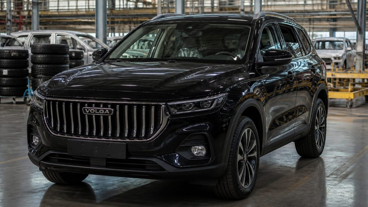 Volga K50 pornește de la 43.600 de euro, iar Putin laudă un SUV care este de fapt Geely Monjaro cu altă siglă