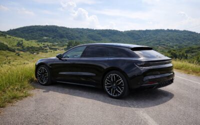 Zeekr 001 intră în România ca alternativă directă la Porsche Taycan sau Audi e-tron GT
