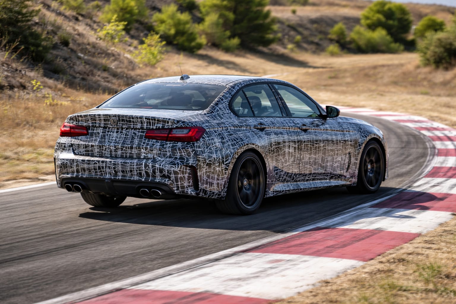 BMW Seria 3, imagine 2
