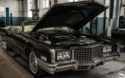 Cadillac Eldorado din 1973, verificat la RAR Iași. Are 5,66 metri și aproape doi metri lățime