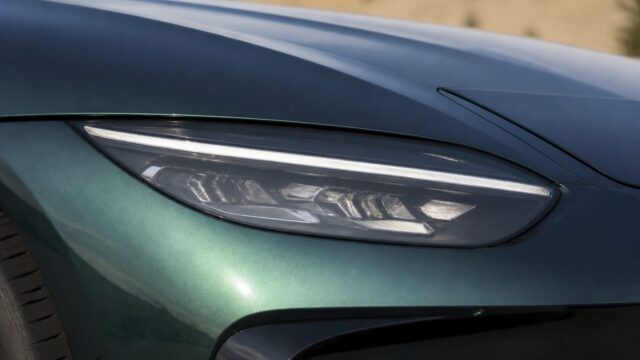 Ceer debutează cu sedanul și SUV-ul Exobot de 850 CP și pregătește livrările pentru 2027