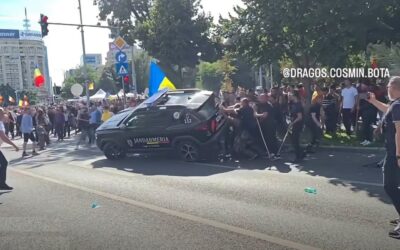 De ce nu a putut fi răsturnat Dusterul Jandarmeriei la protest. Cum au lucrat roțile bracate și suspensia