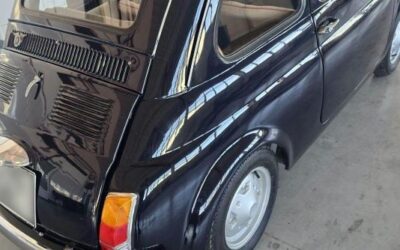 Un Fiat 500 din 1975 a ajuns la RAR Vaslui pentru omologare. Inginerii au fost surprinși de cât de mic este 2 Un Fiat 500 din 1975 a ajuns la RAR Vaslui pentru omologare. Inginerii au fost surprinși de cât de mic este