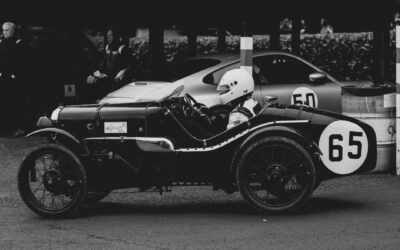 Cinci coupe-uri europene cu V8 american au ajuns piese de colecție. Ce modele țin prețul cel mai bine