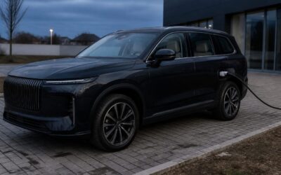 Jaecoo 8 costă 50.990 de euro în România. SUV-ul plug-in hybrid are 462 CP și șapte locuri