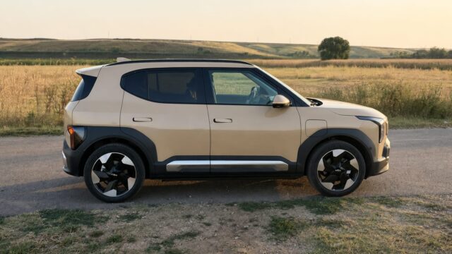 Cât de bună este Kia EV2 ca electrică urbană de acces. Ce primești la aproape 37.000 de euro și ce cedează 2 Cât de bună este Kia EV2 ca electrică urbană de acces. Ce primești la aproape 37.000 de euro și ce cedează