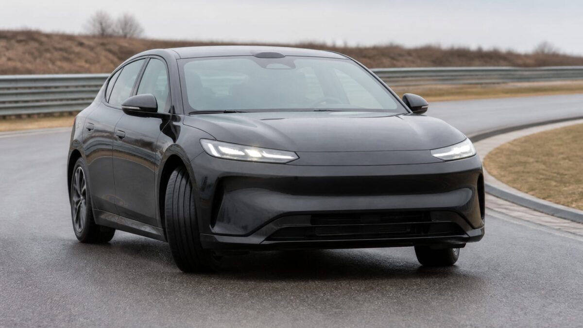 Leapmotor B05 a luat cinci stele la Euro NCAP, dar a primit 0% la evitarea unui accident într-un viraj 1 Leapmotor B05 a luat cinci stele la Euro NCAP, dar a primit 0% la evitarea unui accident într-un viraj