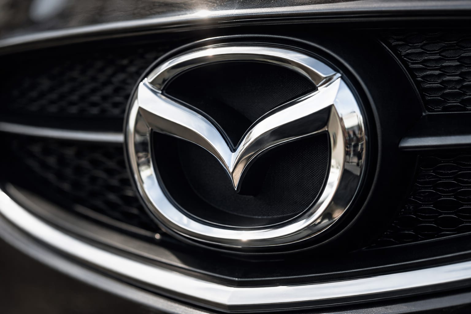 Mazda CX-6e, imagine 2