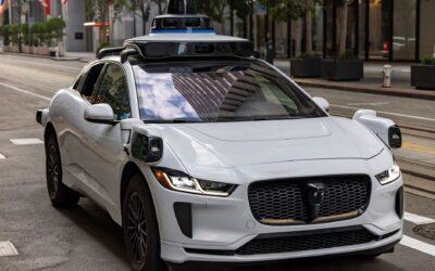 Nivelul 4 separă robotaxiul real de asistența de nivel 2 care cere șofer atent permanent