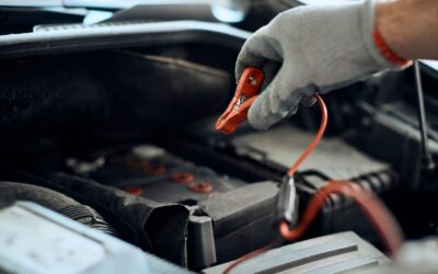 Dedeman are roboți de pornire și un redresor între 159,90 și 429 de lei. Aparatele au utilizări diferite