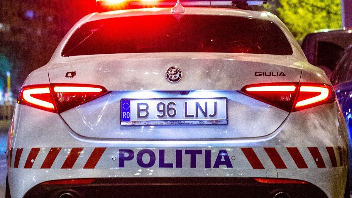 Un șofer prins cu 247 km/h pe A3 plătește 4.325 de lei și rămâne fără permis 120 de zile