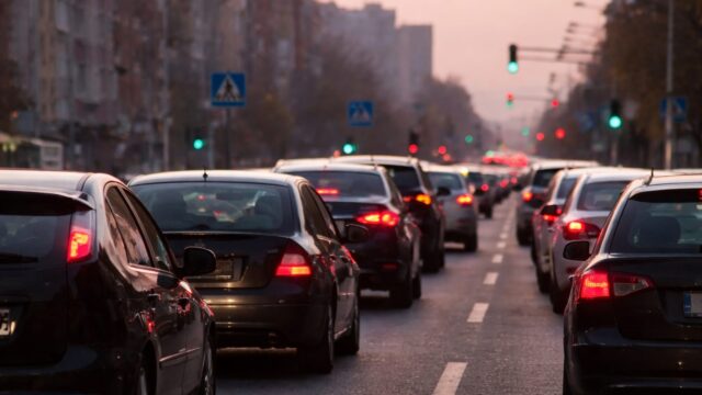 Amendă de 4-5 puncte la Brașov pentru trusa sau extinctorul expirate. Ce trebuie verificat