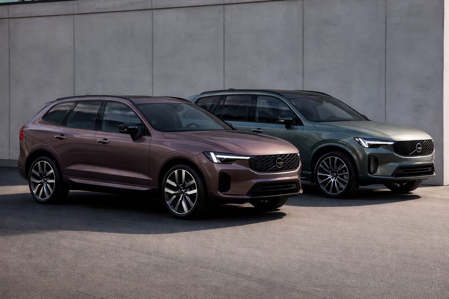 Volvo lansează XC60 cu până la 200 km autonomie electrică, iar XC90 cu până la 160 km 2 Volvo XC60 și XC90 plug-in hybrid, imagine 2