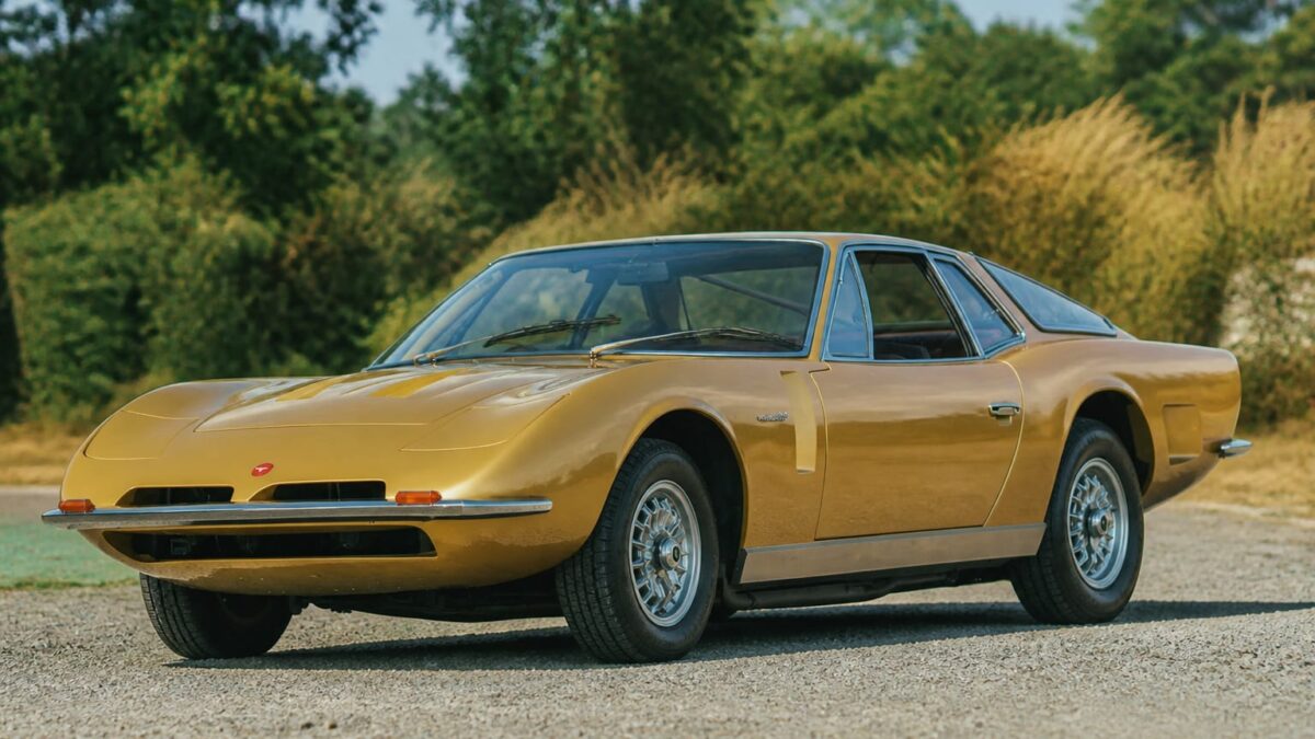 Bizzarrini GT America cu 5.452 km intră la licitație și ar putea ajunge la 500.000 de dolari 1 Bizzarrini GT America cu 5.452 km intră la licitație și ar putea ajunge la 500.000 de dolari