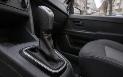 Cum se deblochează levierul unui Dacia Logan automat și când se aplică limita de remorcare de 80 km