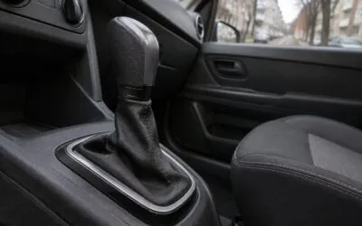 Cum se deblochează levierul unui Dacia Logan automat și când se aplică limita de remorcare de 80 km