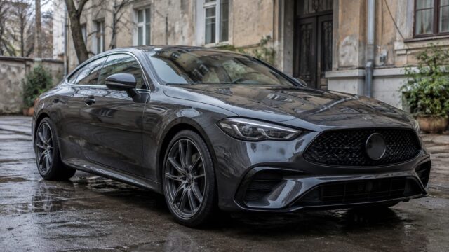 Mercedes-AMG pregătește CLE63 cu V-8 pentru 2027, după reacția clienților la C63 hibrid
