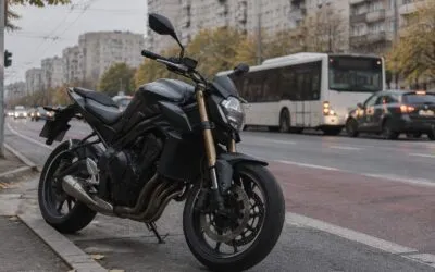 Când vor putea motocicliștii folosi benzile de autobuz și cum vor înainta pe lângă coloanele oprite