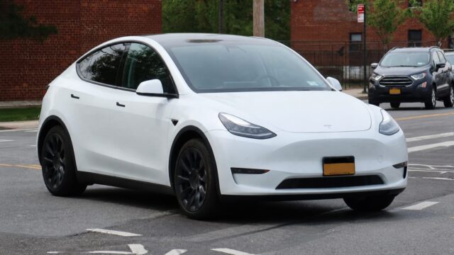 Tesla confirmă asistența activată înaintea unui accident mortal în care un Model Y a ajuns pe contrasens
