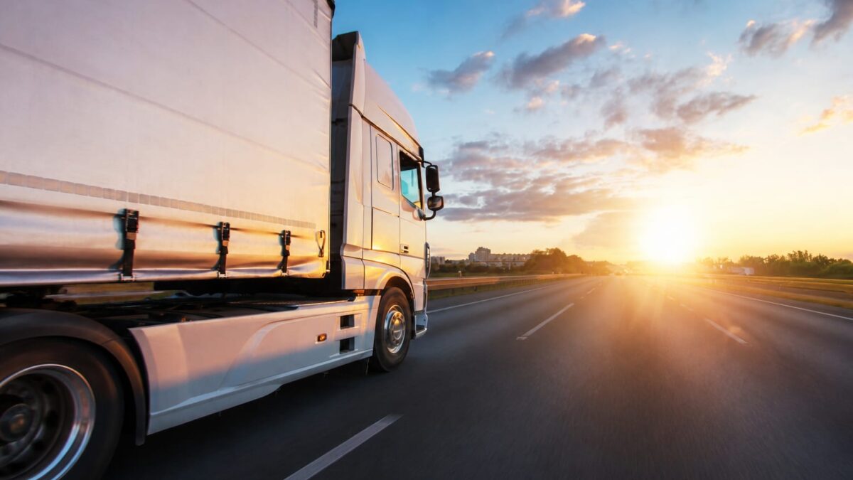 Transportatorii cer tichete TollRo la benzinării după blocaje la plată și erori de traseu