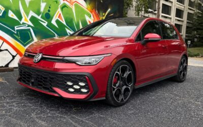 Testul The Autopian arată de ce Volkswagen Golf GTI poate ține locul unui crossover