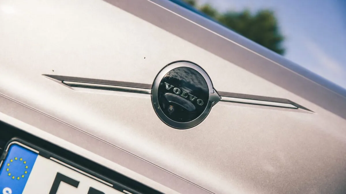 Volvo pregătește un electric mai ieftin decât EX60 pentru Europa în 2027