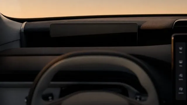 Volvo pregătește condusul fără mâini pe drumuri locale cu Nvidia, dar șoferul rămâne responsabil de supraveghere